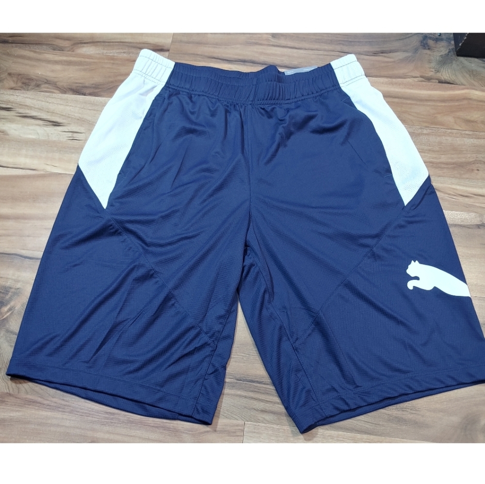 PUMA Shorts Men's dry cell BRAND NEW